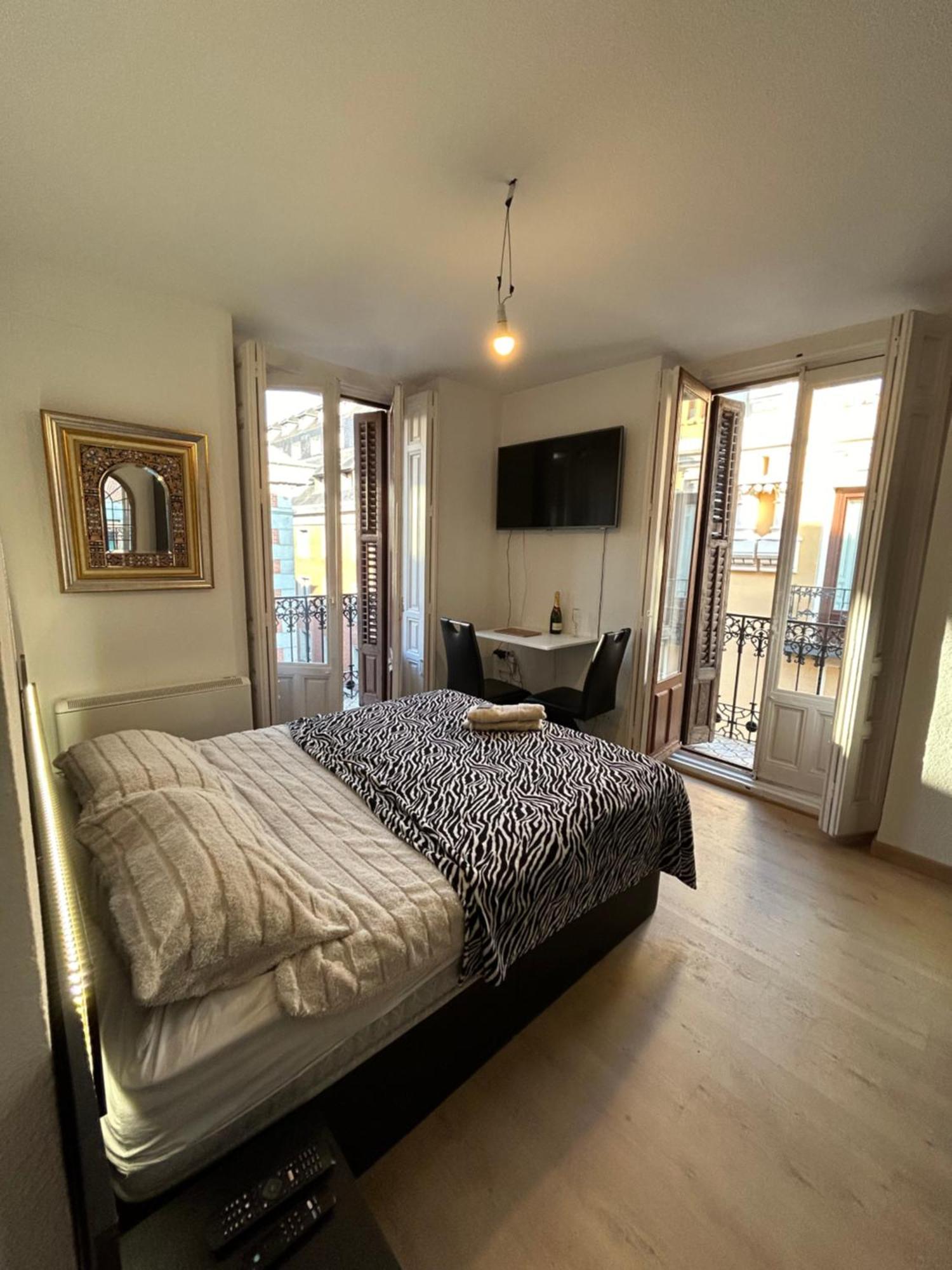 Room In Plaza Mayor Madrid Exteriér fotografie
